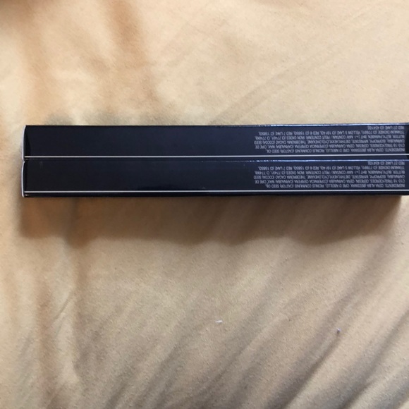 Illamasqua coloring pencils - Picture 3 of 5